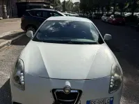 Usata Alfa Romeo Giulietta Distinctive 105 CV (77 kW) 2013 Bianco Utilitaria