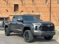 Nuova Toyota Tundra SR 394 CV (289 kW) 2025 Grigio Pick-up