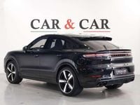 Usata Porsche Cayenne Turbo E-Hybrid 740 CV (544 kW) 2024 Nero SUV