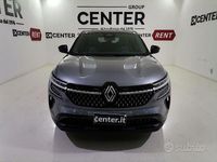 Käytetty Renault Austral Techno 200 HP (147 kW) 2024 Harmaa Katumaasturi