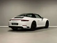 Usata Porsche 991 450 CV (330 kW) 2018 Pure white Cabrio