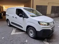 Nuova Fiat Doblò 110 CV (80 kW) 2025 Bianco pastello Monovolume