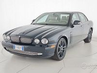 Usata Jaguar XJR 396 CV (291 kW) 2004 Verde Berlina