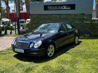 Usata Mercedes E320 Avantgarde 224 CV (164 kW) 2007 Blu Berlina