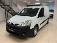 Usata Citroën Berlingo 99 CV (72 kW) 2017 Bianco Monovolume