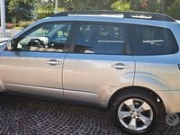Usado Subaru Forester 147 CV (108 kW) 2009 Gris SUV
