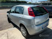 Usata Fiat Grande Punto Dynamic 69 CV (50 kW) 2009 Grigio Utilitaria