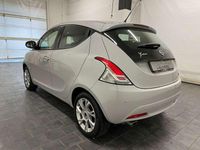 Usata Lancia Ypsilon 69 CV (50 kW) 2019 Grigio Utilitaria