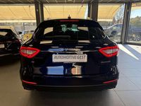 Usata Maserati Levante 349 CV (256 kW) 2021 Blu/azzurro SUV