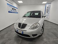 Usata Lancia Ypsilon 60 CV (44 kW) 2010 Grigio Utilitaria