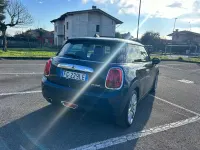 Usata Mini Cooper D Business 116 CV (85 kW) 2016 Blu/azzurro Utilitaria
