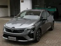 Usata Renault Clio V Techno 91 CV (66 kW) 2025 Grigio Berlina