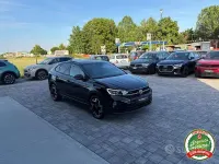 Usata VW Taigo R-line 116 CV (85 kW) 2025 Nero SUV