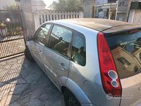 Usata Ford Fiesta 2002 Grigio Berlina