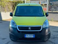 Usata Peugeot Partner Tepee Active 99 CV (72 kW) 2018 Giallo Monovolume