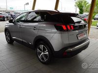 Usata Peugeot 3008 Allure 131 CV (96 kW) 2023 Grigio SUV