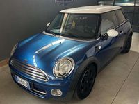 Usata Mini Cooper D 109 CV (80 kW) 2008 Blu/azzurro Utilitaria