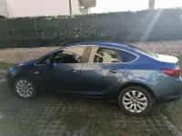 Usata Opel Astra Cosmo 110 CV (80 kW) 2015 Blu/azzurro Berlina