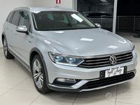 Usado VW Passat Alltrack 190 CV (139 kW) 2016 Gris Familiar