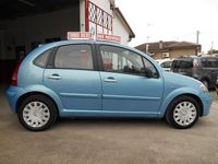 Usata Citroën C3 70 CV (51 kW) 2004 Blu Berlina