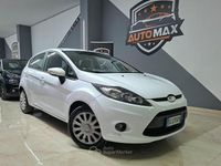 Usata Ford Fiesta 68 CV (50 kW) 2009 Bianco Utilitaria