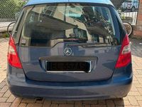 Usado Mercedes A160 Executive 95 CV (69 kW) 2012 Azul Monovolumen