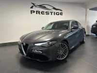 Usata Alfa Romeo Giulia 180 CV (132 kW) 2016 Grigio Berlina