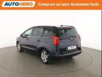 Usata Peugeot 5008 Allure 120 CV (88 kW) 2015 Blu Monovolume