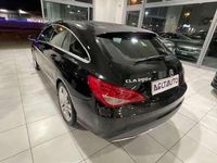 Usata Mercedes CLA200 Shooting Brake 136 CV (100 kW) 2017 Nero Station wagon