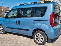 Usata Fiat Doblò 105 CV (77 kW) 2015 Blu Monovolume