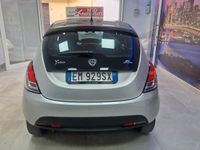 usata Lancia Ypsilon 0.9 TwinAir 85 CV 5 porte S&S Gold