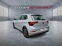 Usata VW Polo Life 95 CV (69 kW) 2023 Argento Utilitaria