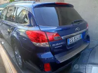 Usata Subaru Outback 150 CV (110 kW) 2013 Bluazzurro Station wagon