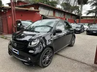 Begagnad Smart ForFour Brabus 109 HK (80 kW) 2018 Svart Halvkombi