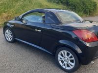 Usata Opel Tigra 69 CV (50 kW) 2006 Nero Cabrio