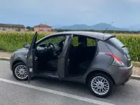 Usata Lancia Ypsilon Gold 95 CV (69 kW) 2015 Grigio Utilitaria