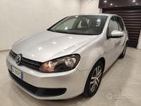 Usata VW Golf VI 105 CV (77 kW) 2010 Grigio Utilitaria