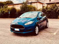 Usata Ford Fiesta 75 CV (55 kW) 2017 Blu/azzurro Utilitaria