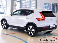 Usata Volvo XC40 Momentum 190 CV (139 kW) 2018 Bianco SUV