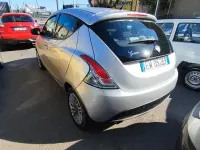 Usata Lancia Ypsilon Silver 69 CV (50 kW) 2014 Grigio Utilitaria
