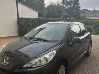 Usata Peugeot 207 Tendance 73 CV (53 kW) 2010 Utilitaria