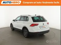 Usata VW Tiguan Life 131 CV (96 kW) 2023 Bianco SUV