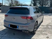 Usata VW Golf VIII R-line 150 CV (110 kW) 2021 Grigio Station wagon