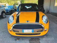 Usata Mini Cooper D 116 CV (85 kW) 2016 Arancione Utilitaria