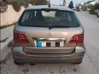 Usata Mercedes B180 109 CV (80 kW) 2007 Grigio Monovolume