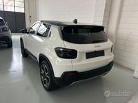 Nuova Jeep Avenger Summit 110 CV (80 kW) 2025 SUV