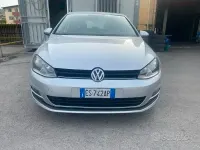 Używany VW Golf VII Comfortline 105 KM (77 kW) 2013 Srebrny Sedan/Limuzyna