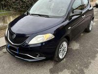 Usata Lancia Ypsilon Gold 95 CV (69 kW) 2017 Utilitaria
