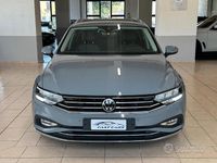 Begagnad VW Passat Elegance 150 HK (110 kW) 2022 Grå Kombi