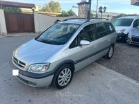 Usata Opel Zafira 101 CV (74 kW) 2004 Argento Monovolume
